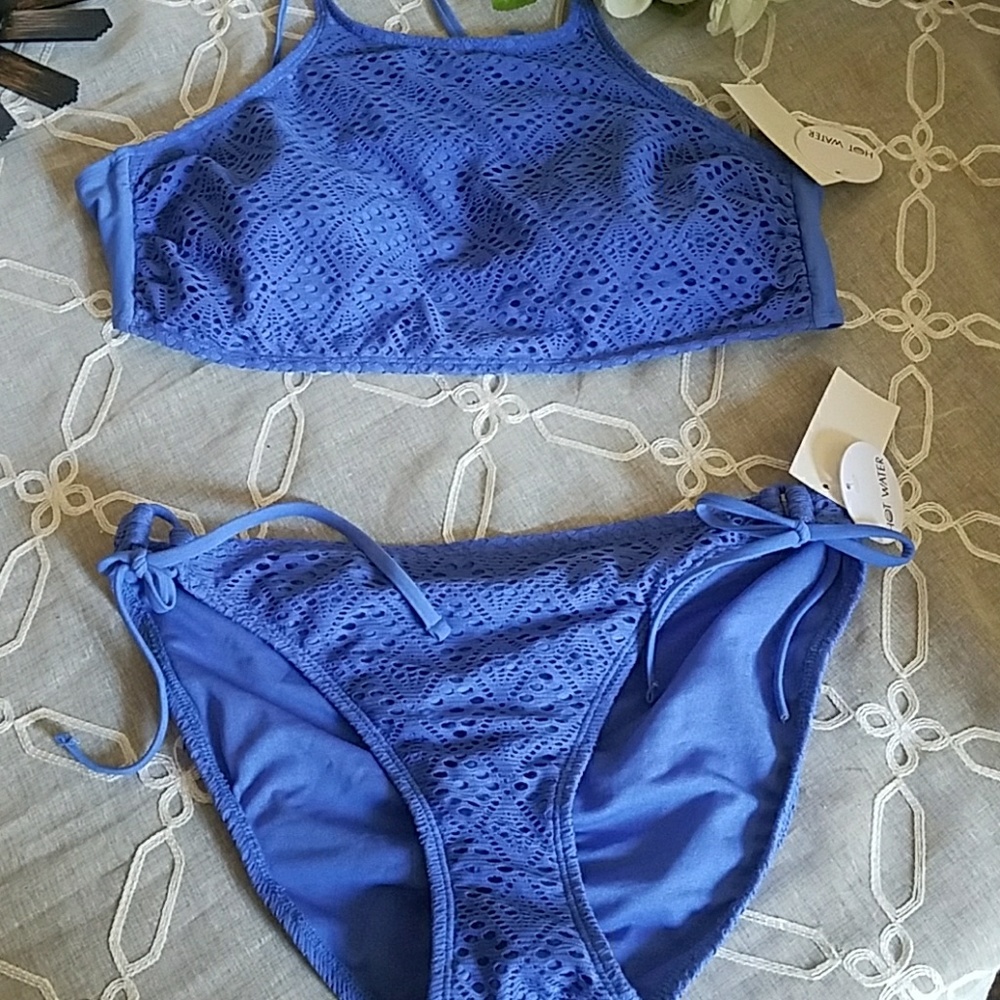 DOLDNEW HOT WATER HALTER BIKINI SET SIZE XL